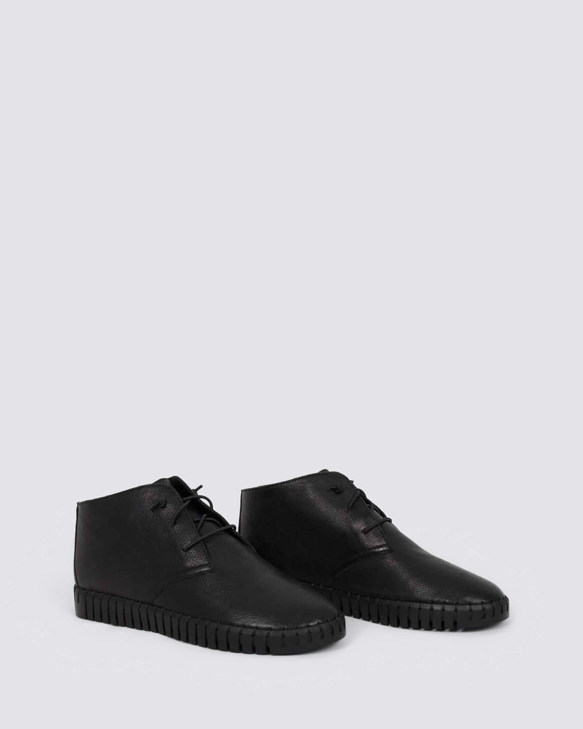 HELKI FLATS BLACK LEATHER