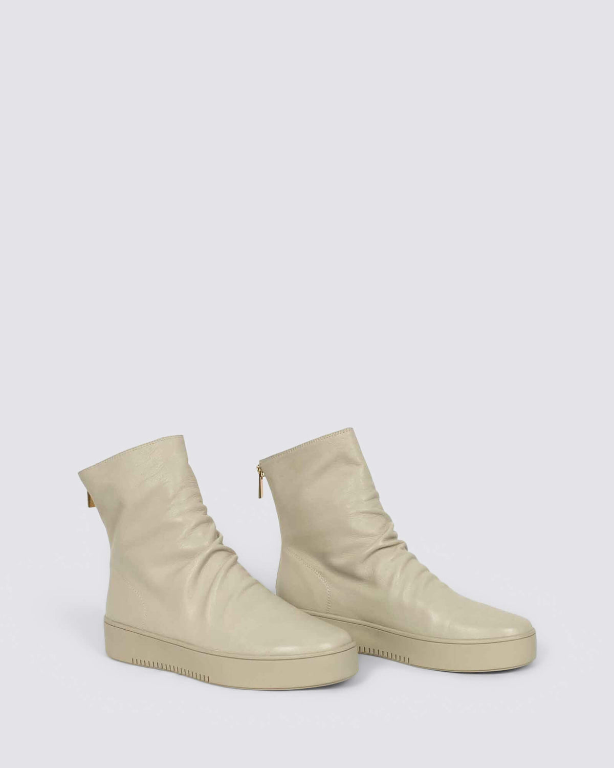 LOKES FLAT BOOTS ALMOND