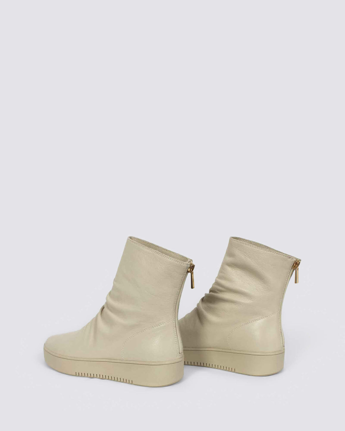 LOKES FLAT BOOTS ALMOND