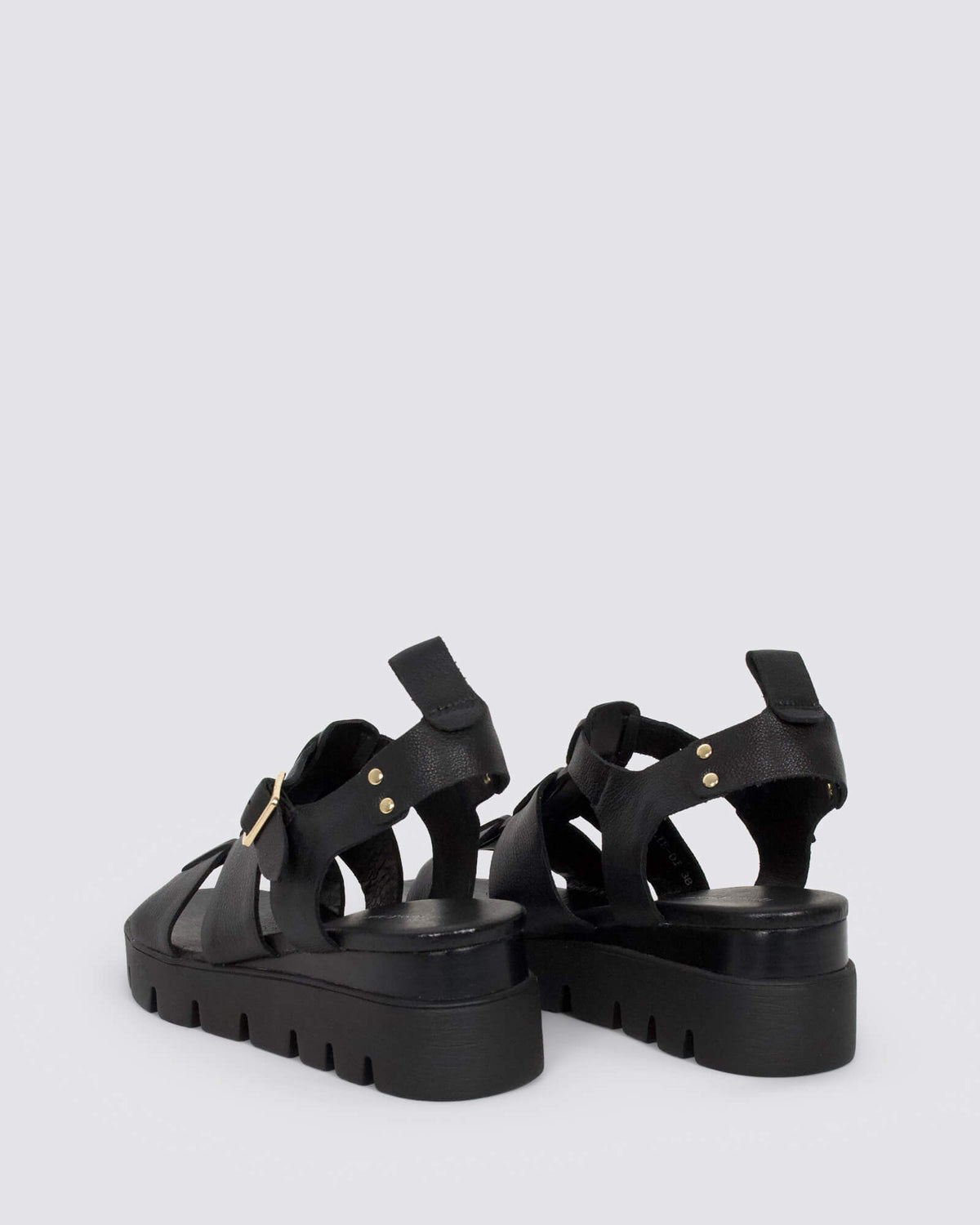 RELIE WEDGE SANDALS BLACK
