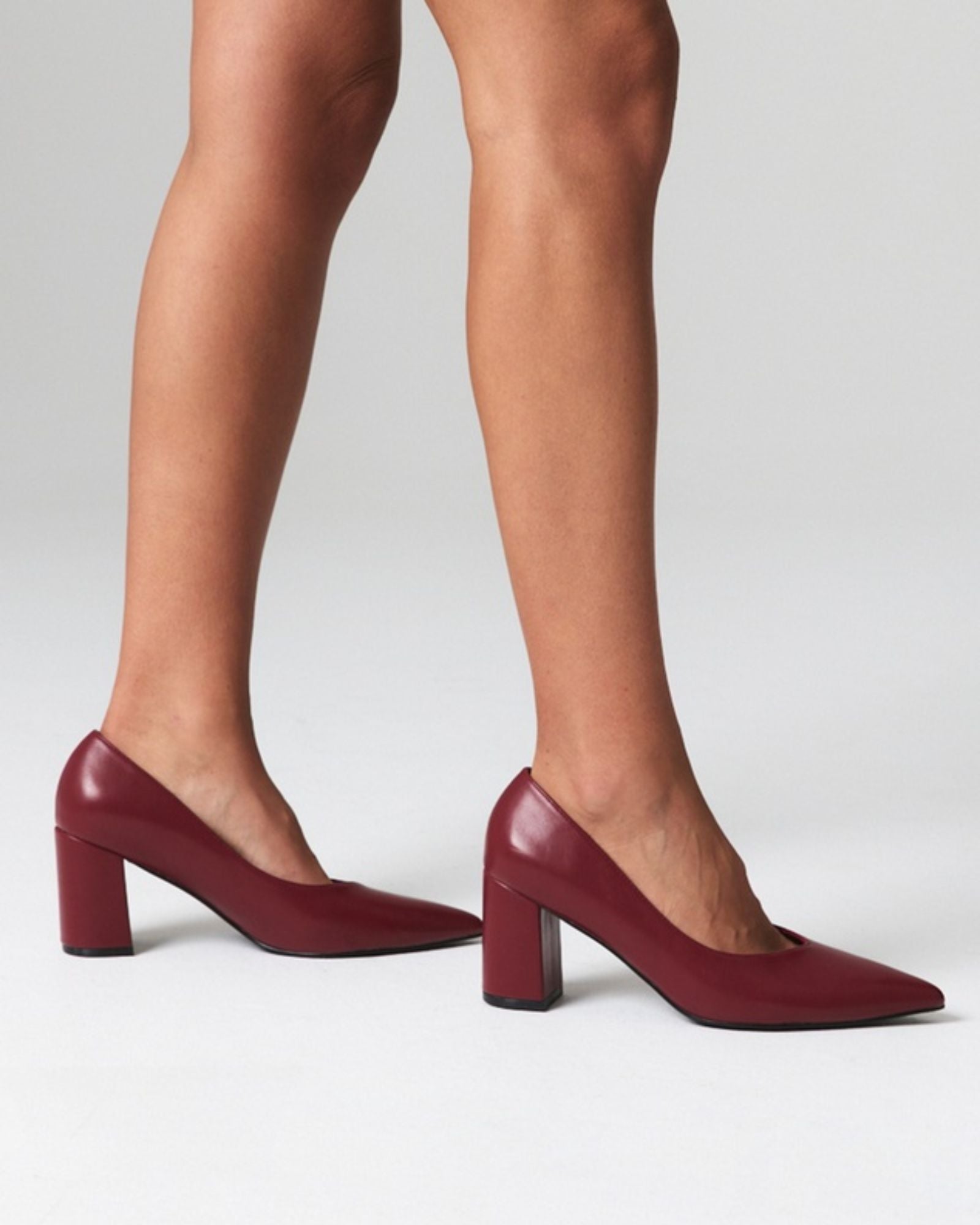 ELLIOT BLOCK HEEL PUMPS BERRY RED