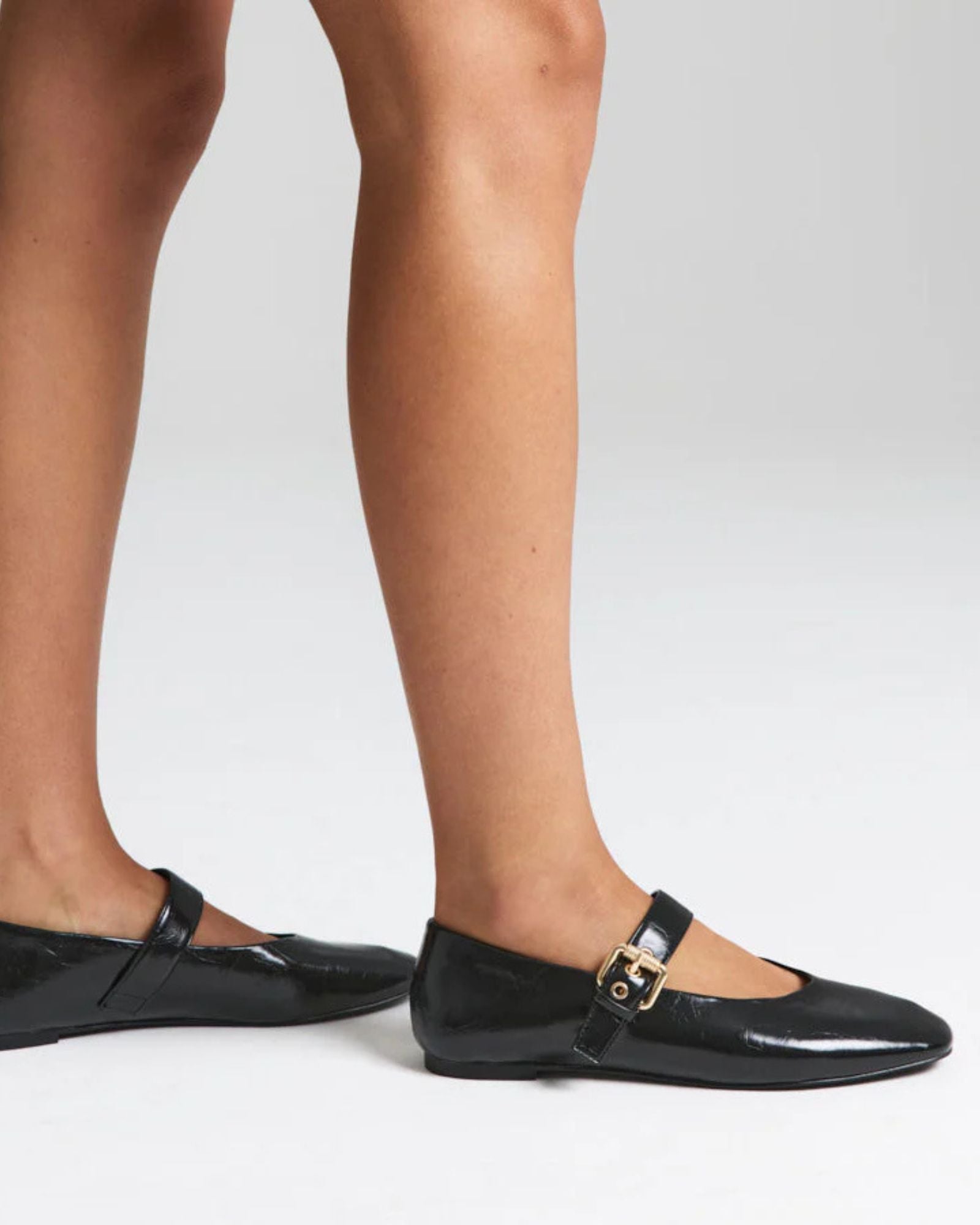 EUROPE MARY-JANE FLATS BLACK CRINKLE