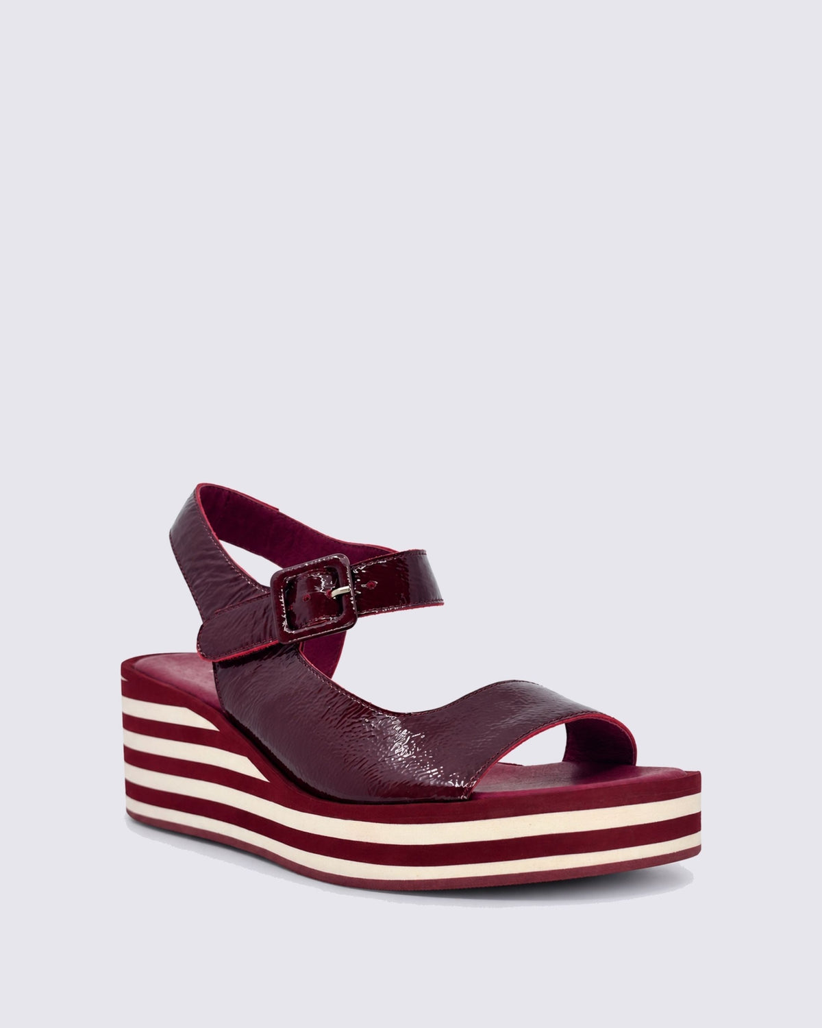 FIGG PLATFORM SANDALS WINE WRINKLE PATENT