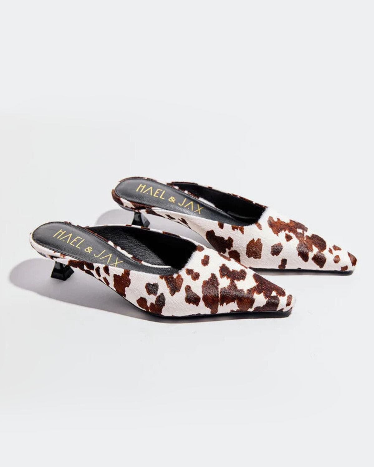 PAISLEY HEELS HIDE PRINT