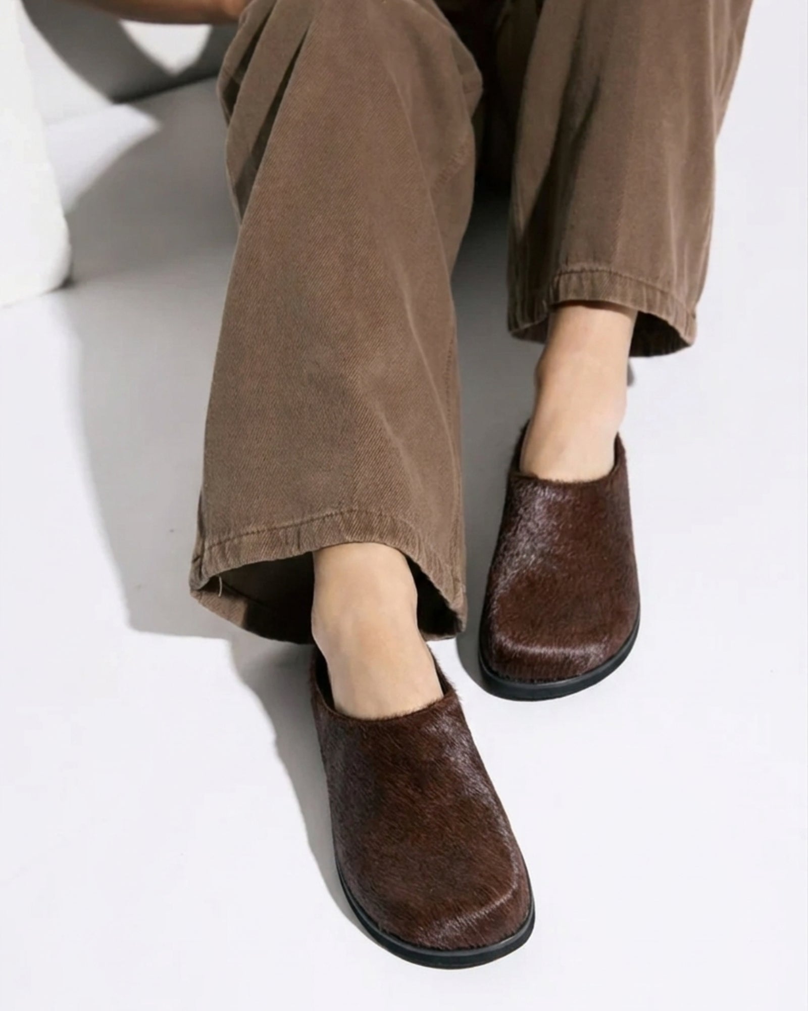 VADA SLIDES CHOCOLATE