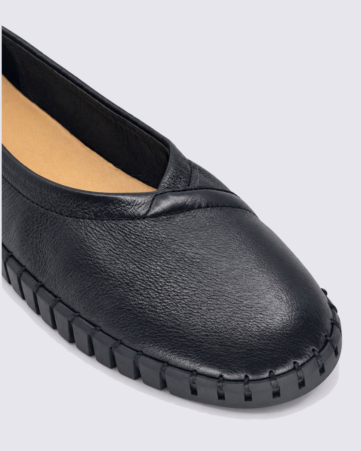 HEATON FLATS BLACK