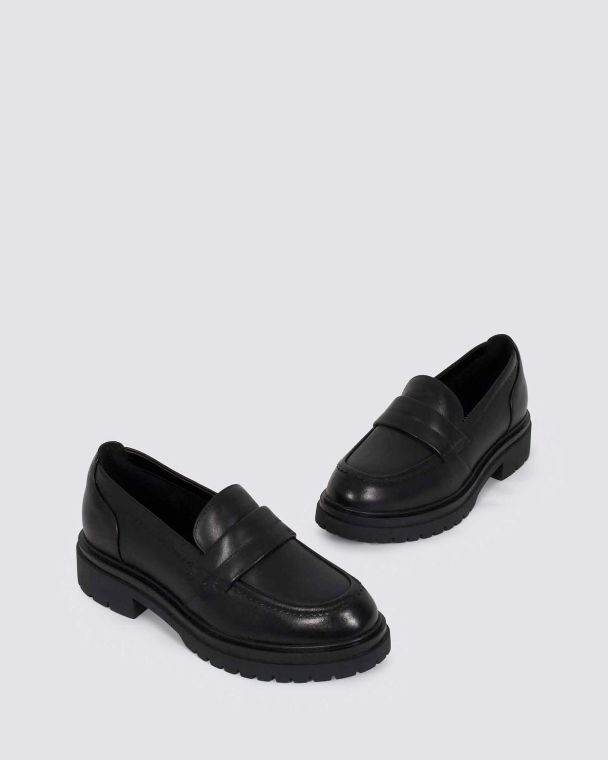 DECENT WOMENS LOAFERS BLACK