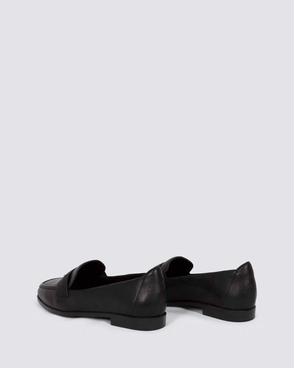 ZABRINA LOAFERS BLACK LEATHER