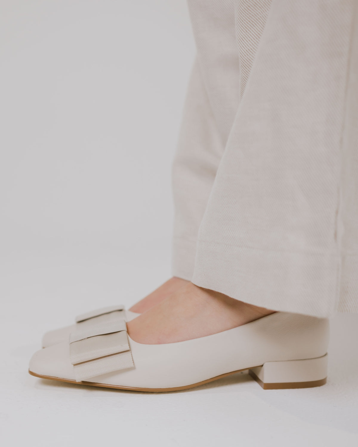 ICING FLATS DOVE LEATHER