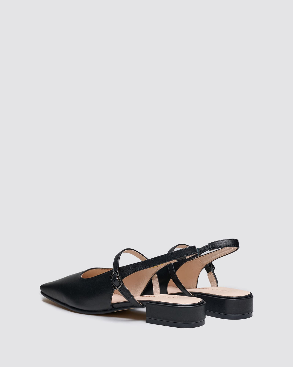 INTEREST SLINGBACK FLATS BLACK LEATHER