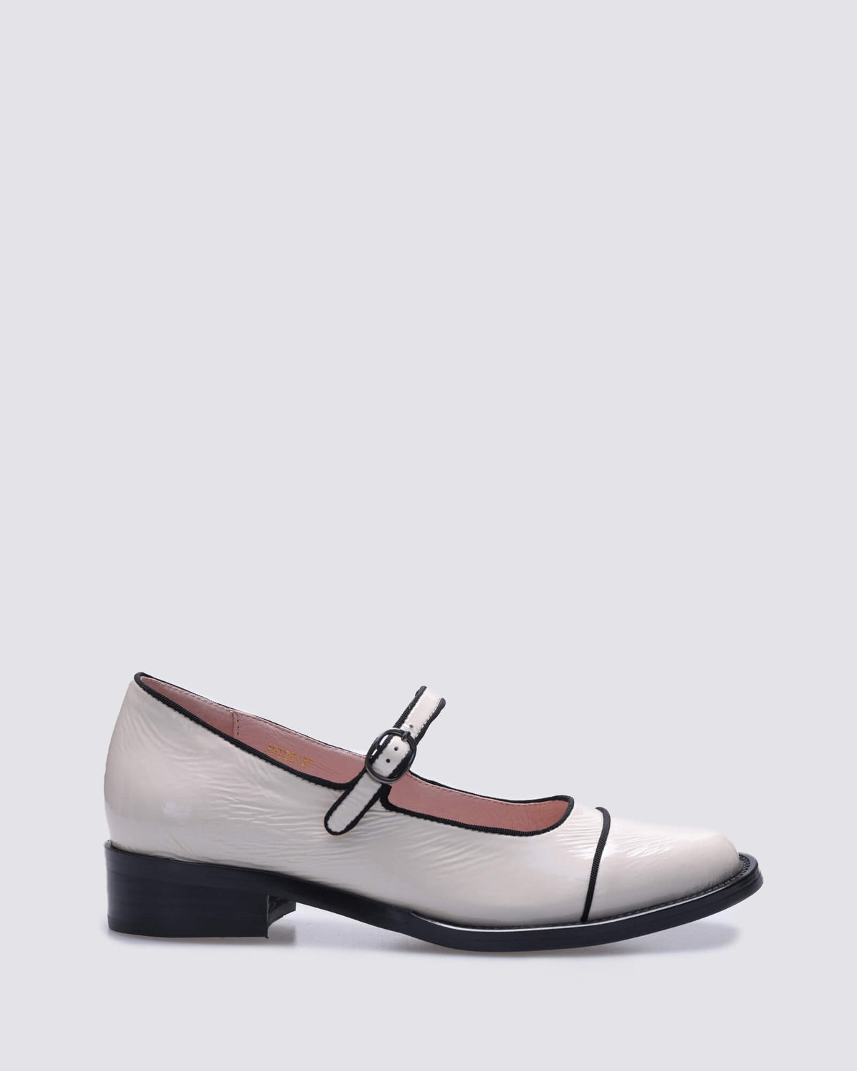 JUICY MARYJANE FLATS ECRU PATENT LEATHER