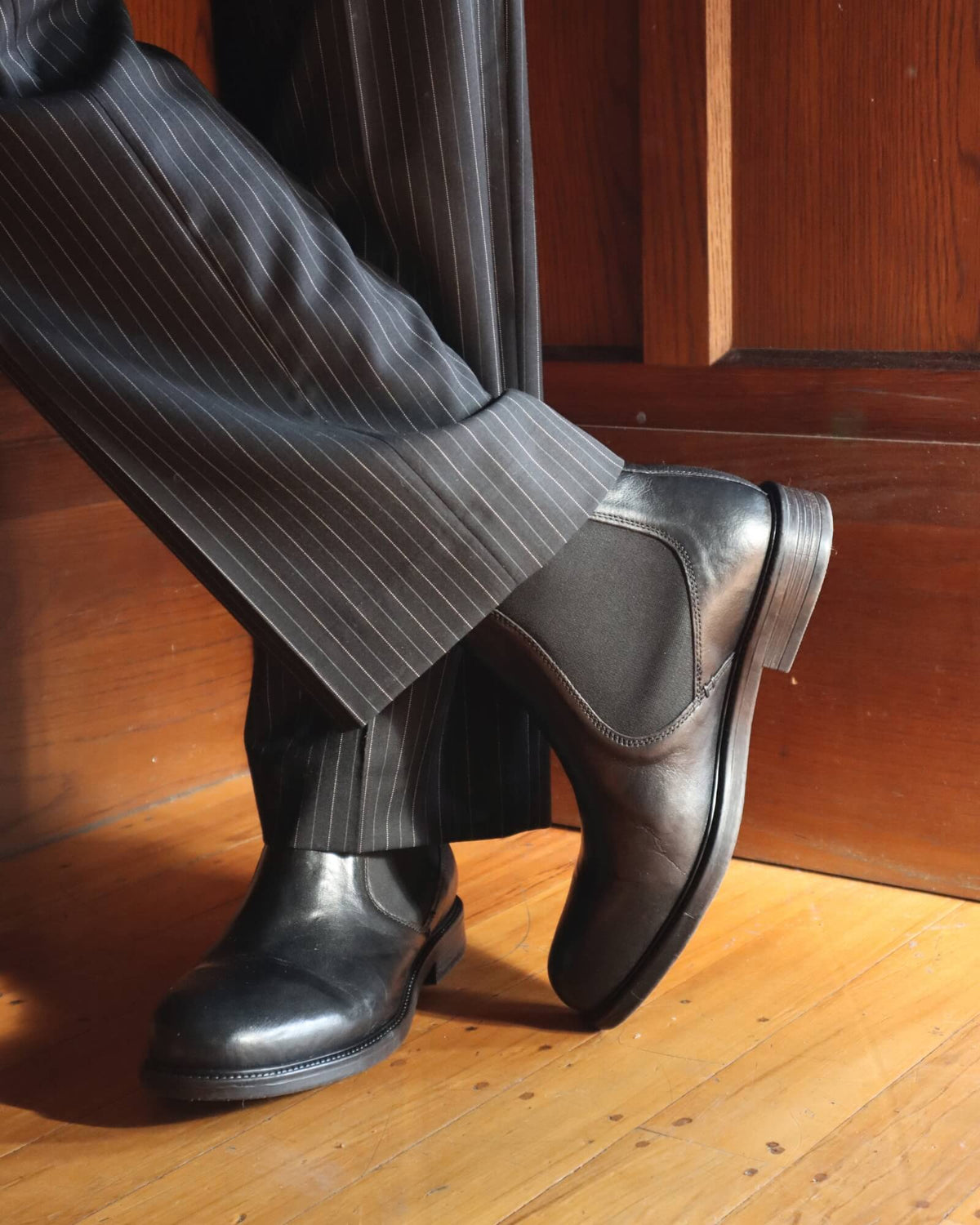 QUAKE MENS BOOTS BLACK LEATHER