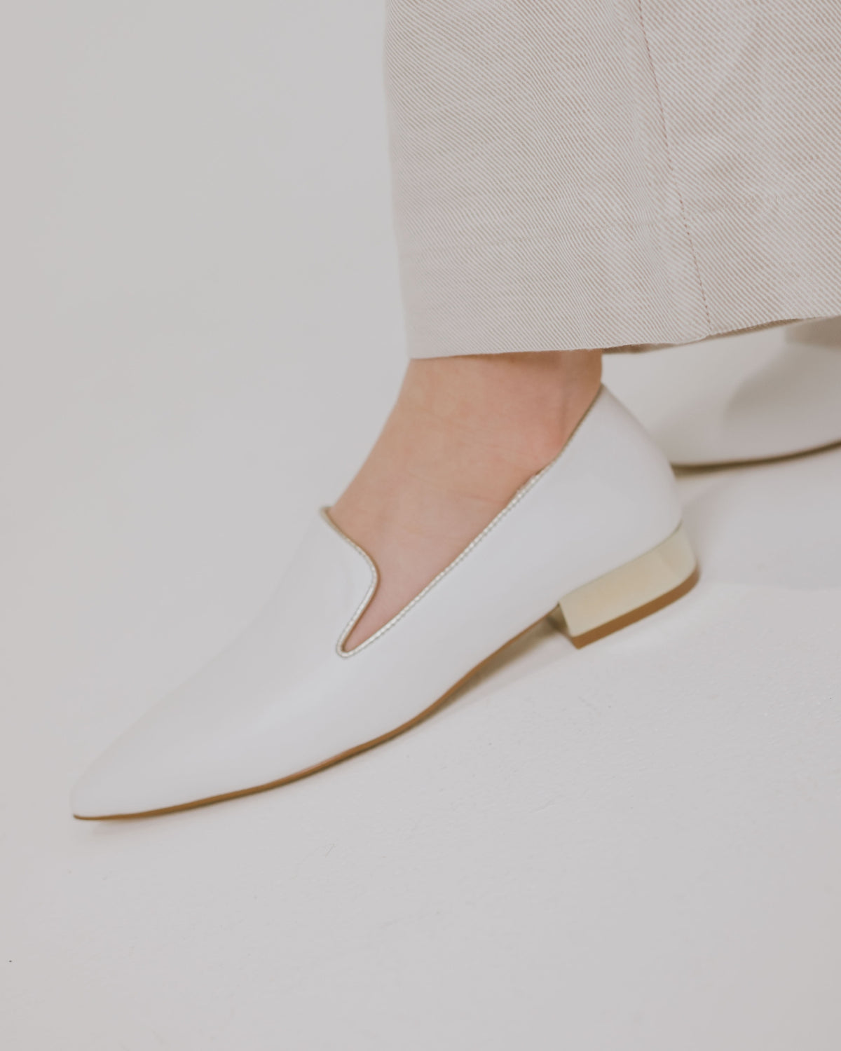 KAMI LOAFERS WHITE LEATHER
