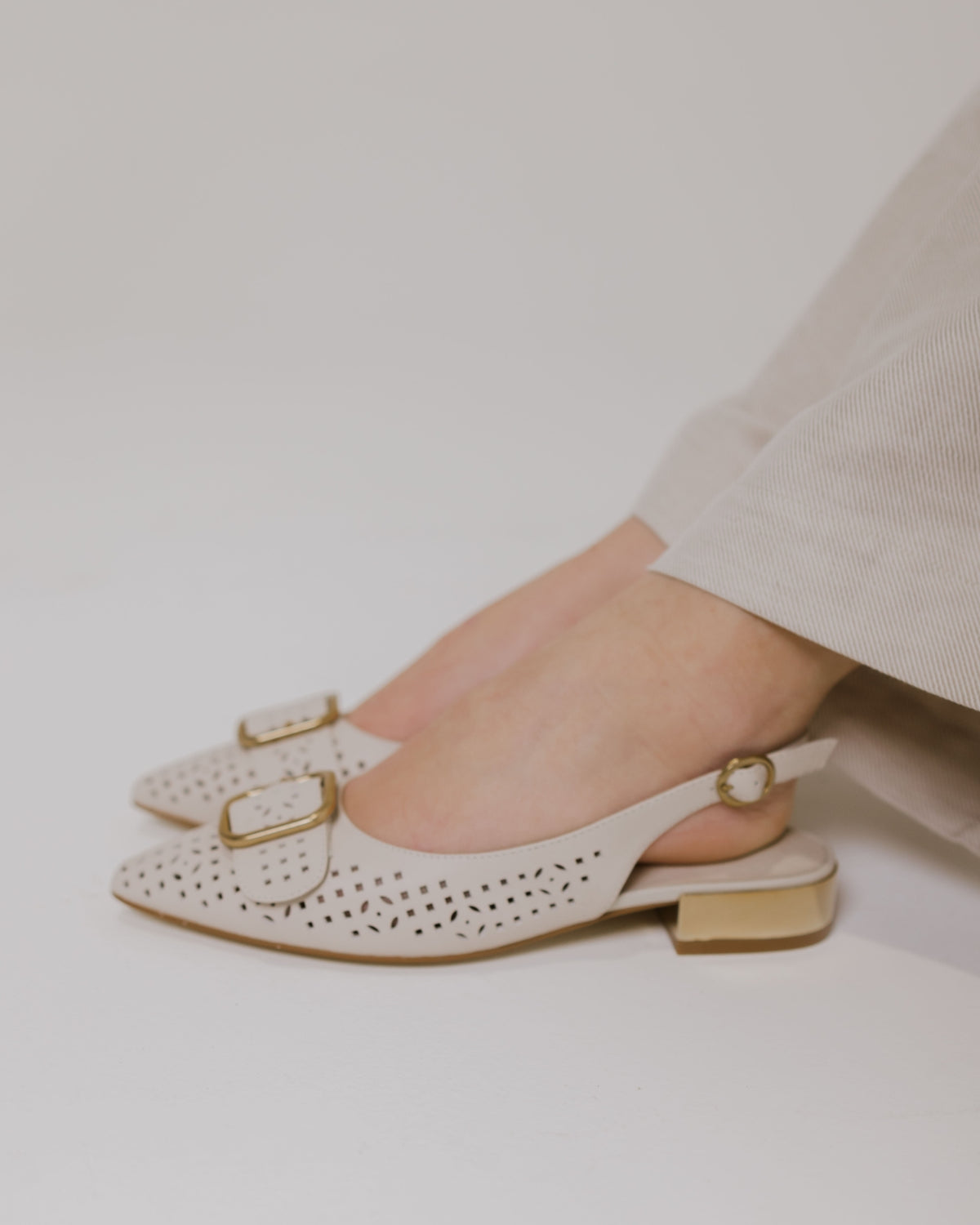 KEELIE SLINGBACK FLATS DOVE