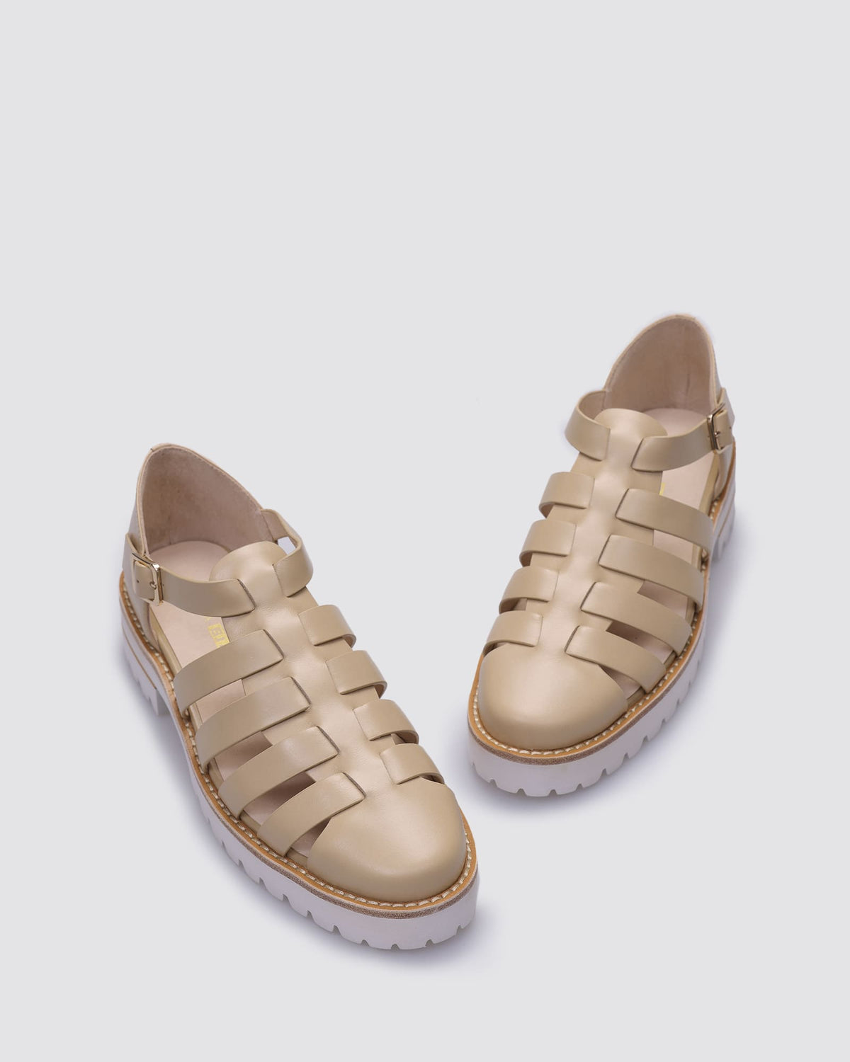 KIP SANDALS LATTE SHINE