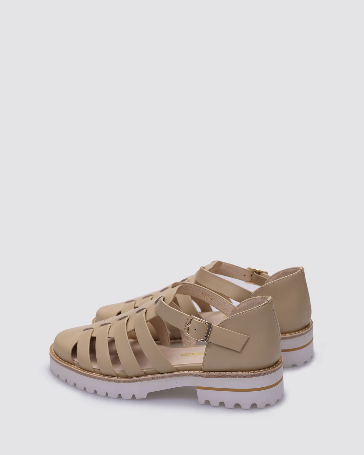 KIP SANDALS LATTE SHINE