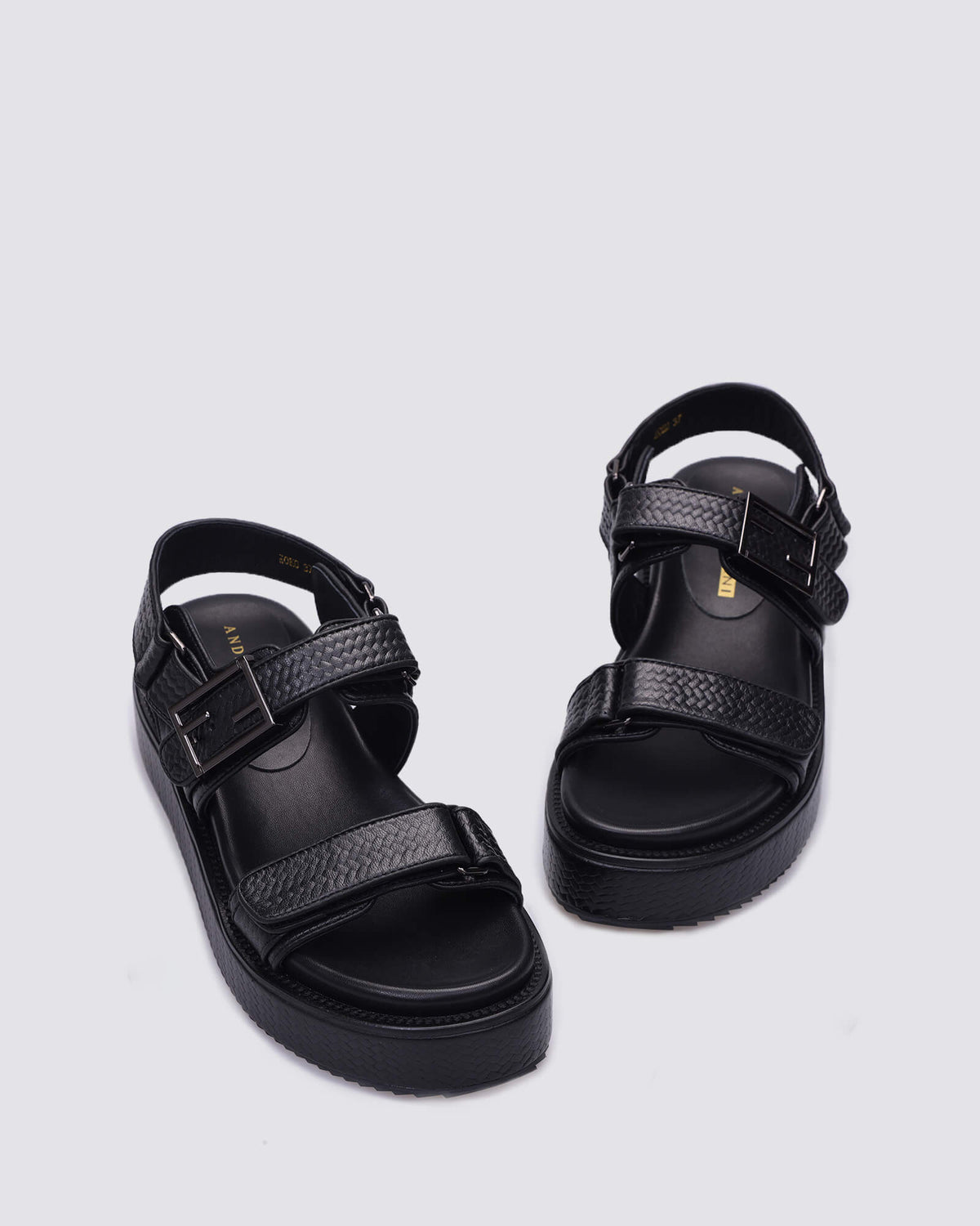 KOKO WEDGES BLACK WEAVE