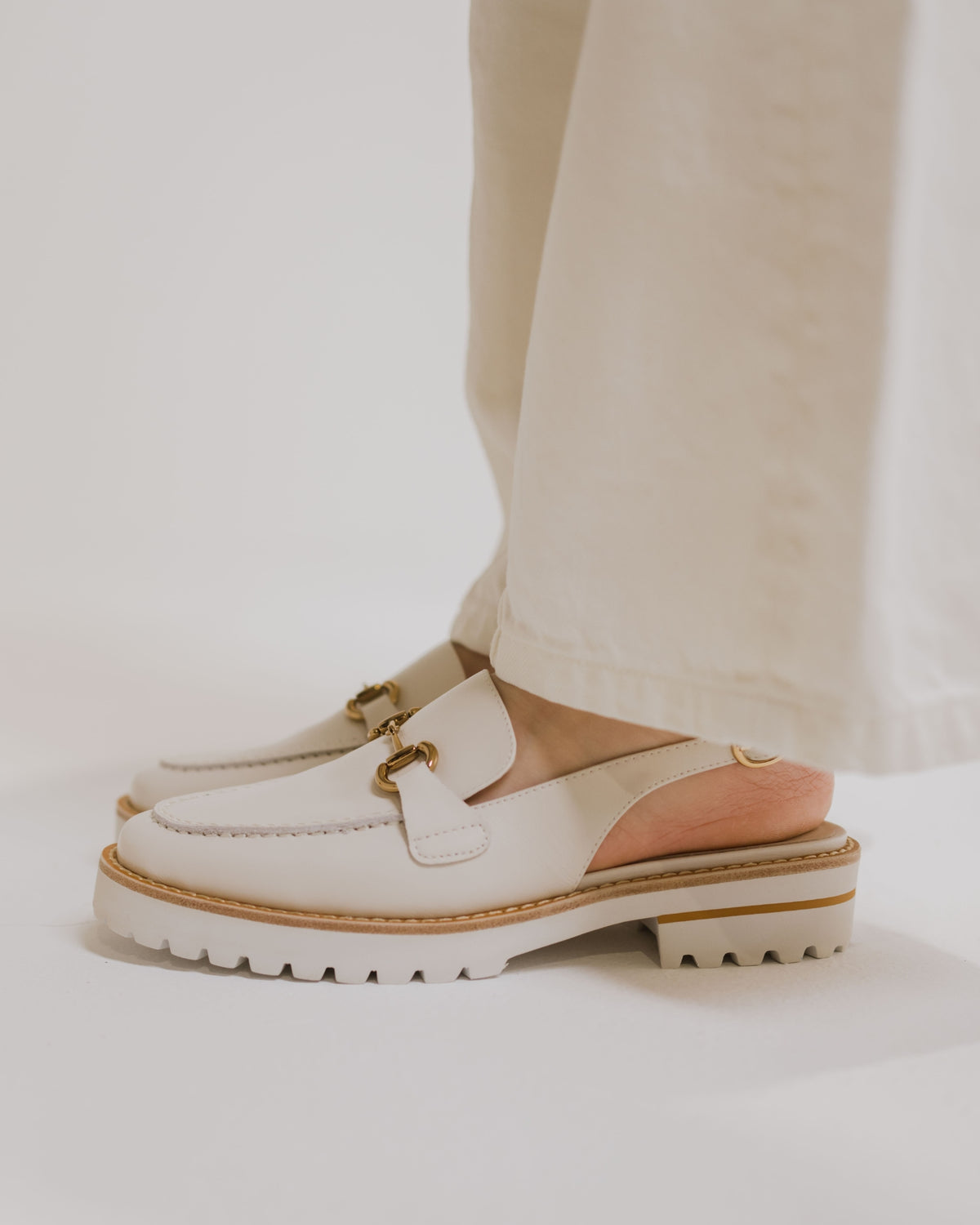 KOLA SLINGBACK FLATS CREAM WHITE