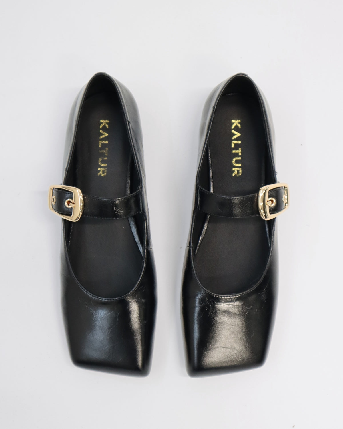 KONRAD FLATS BLACK