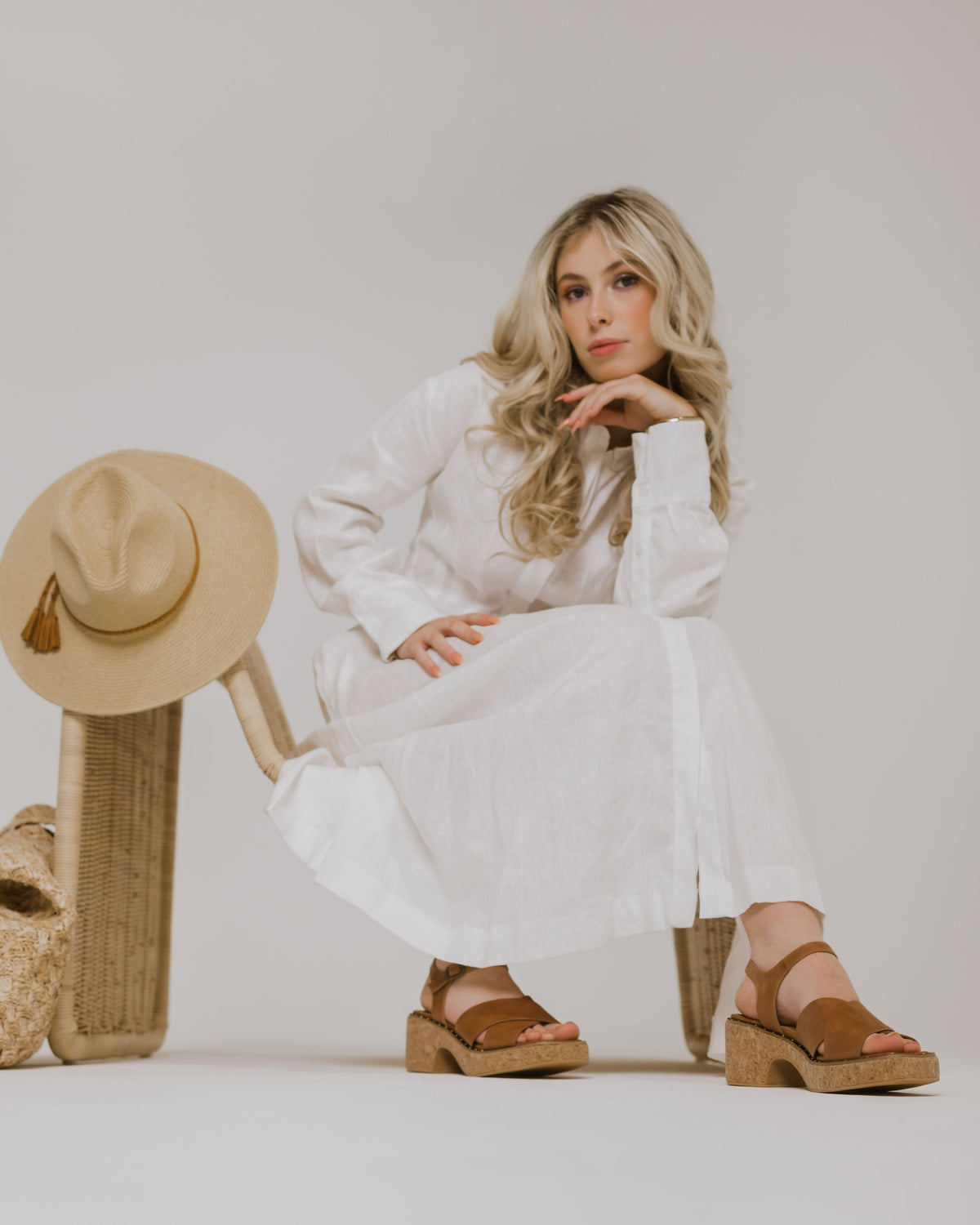 KWEEN HEELS TAN LEATHER