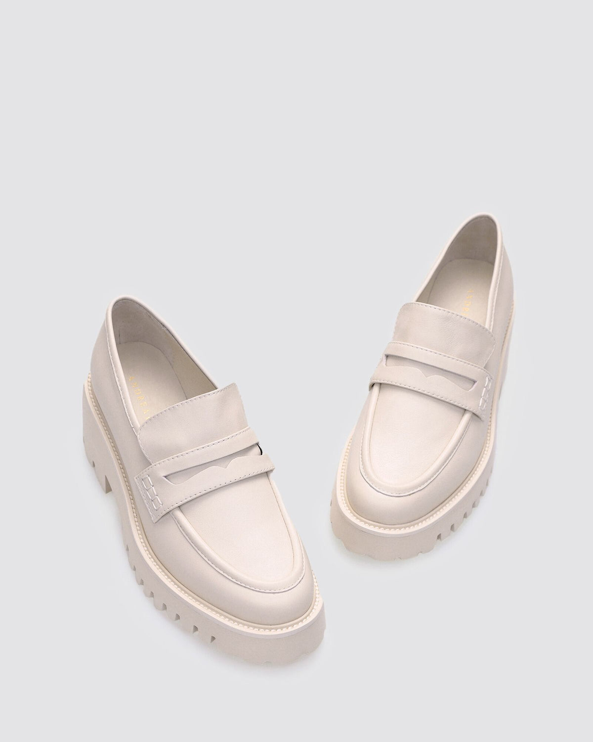 LOTTIE LOAFERS CREAM