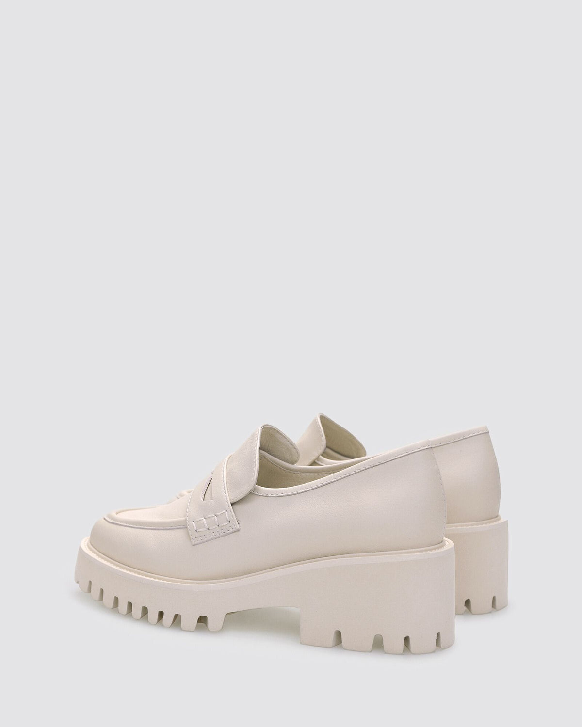 LOTTIE LOAFERS CREAM