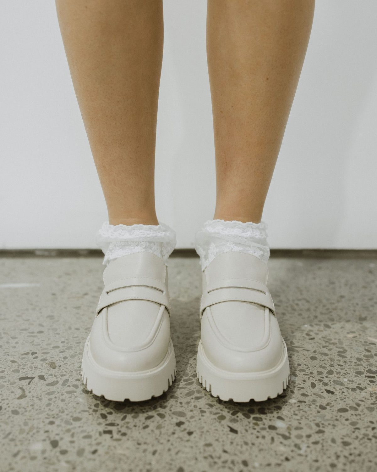 LOTTIE LOAFERS CREAM