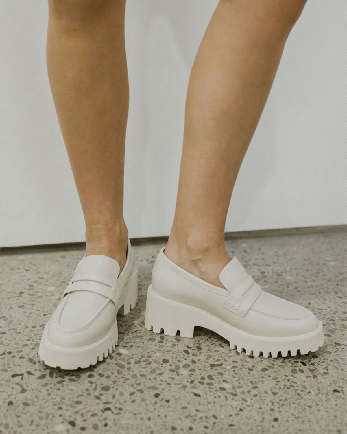 LOTTIE LOAFERS CREAM