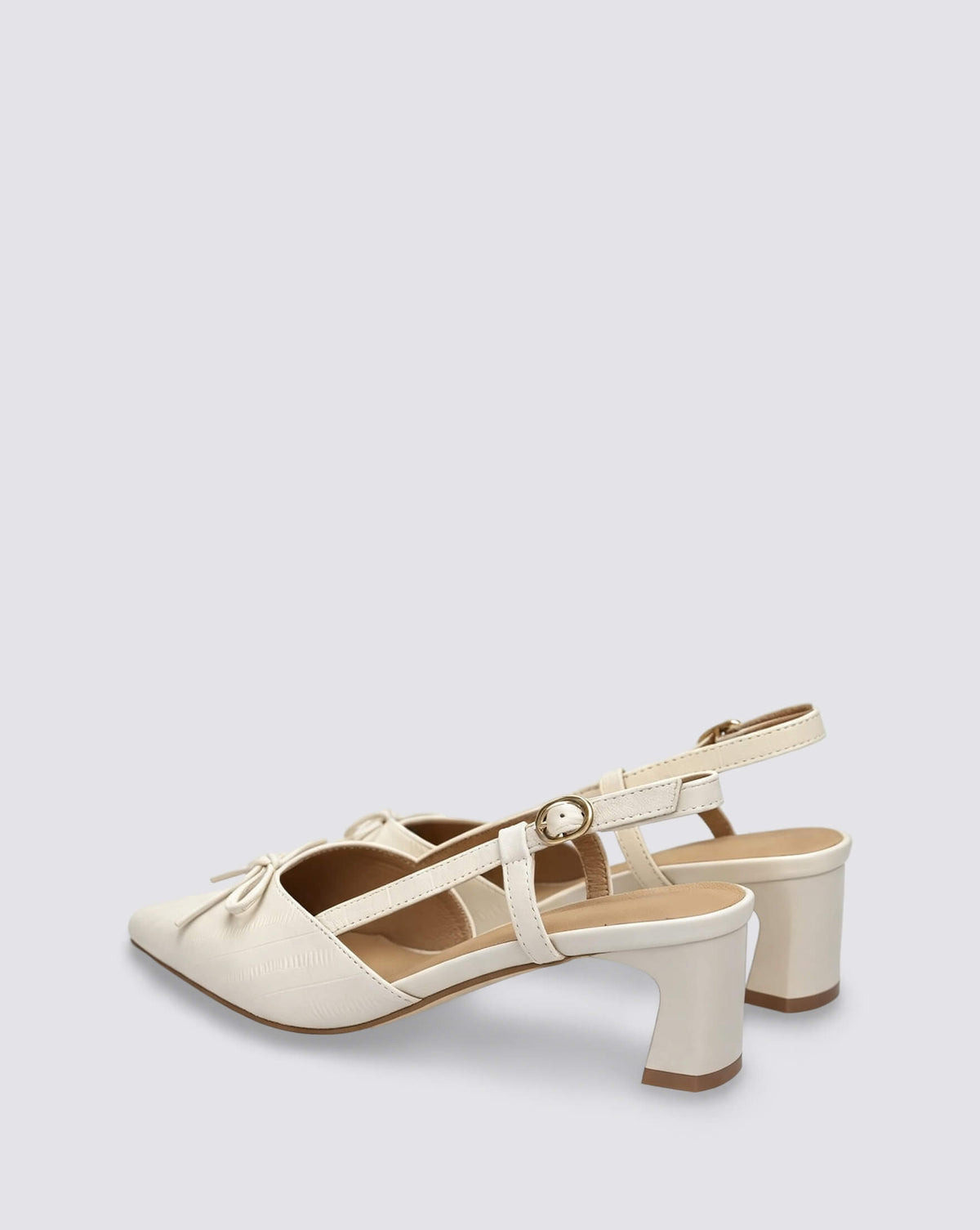 MALBEC HEELS ALMOND