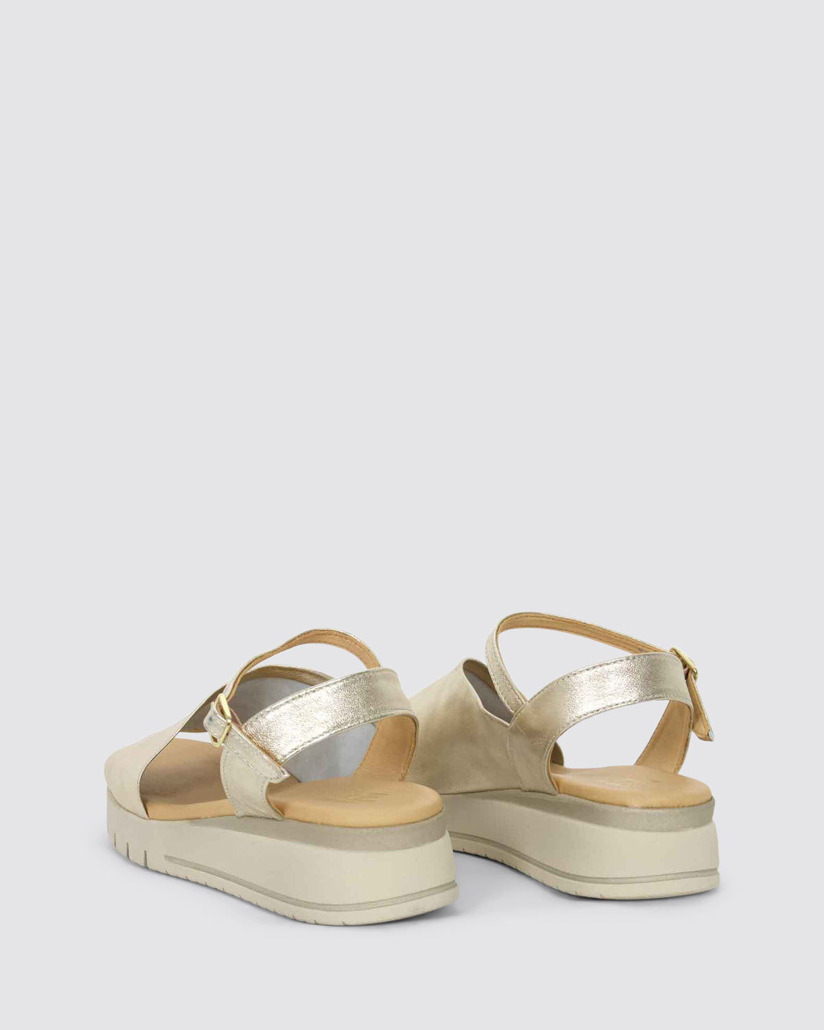 KLARA MC821 SANDALS PLATINO