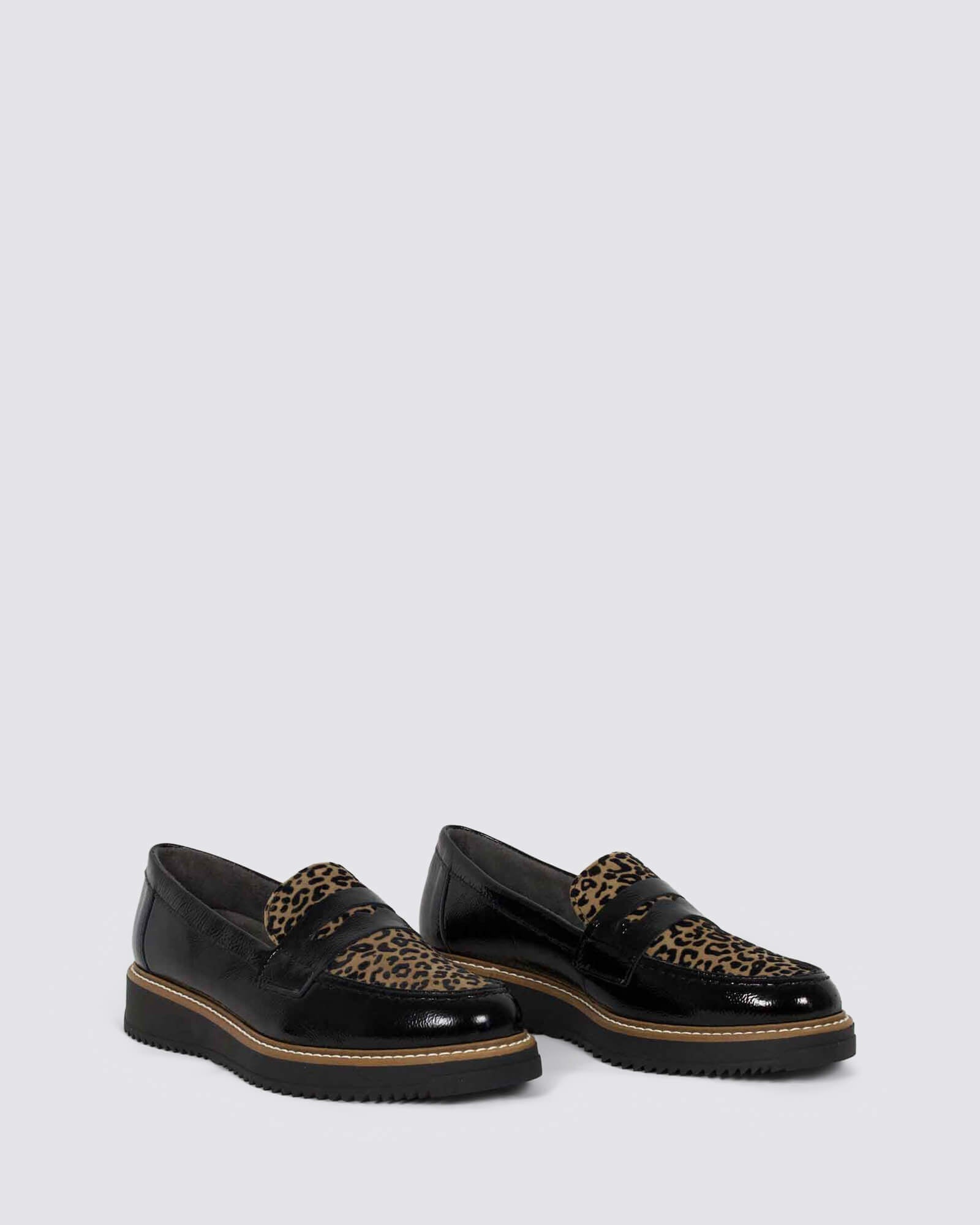 10762 LOAFERS BLACK