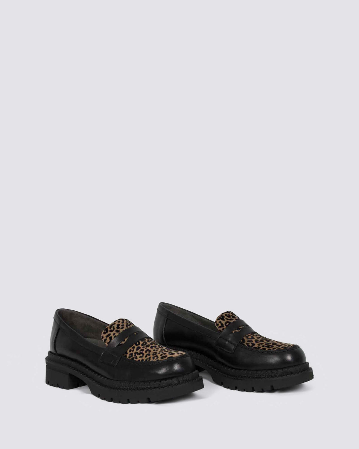 10796 LOAFERS BLACK