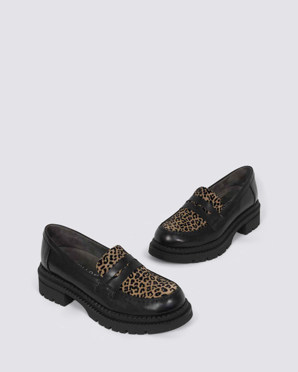 10796 LOAFERS BLACK