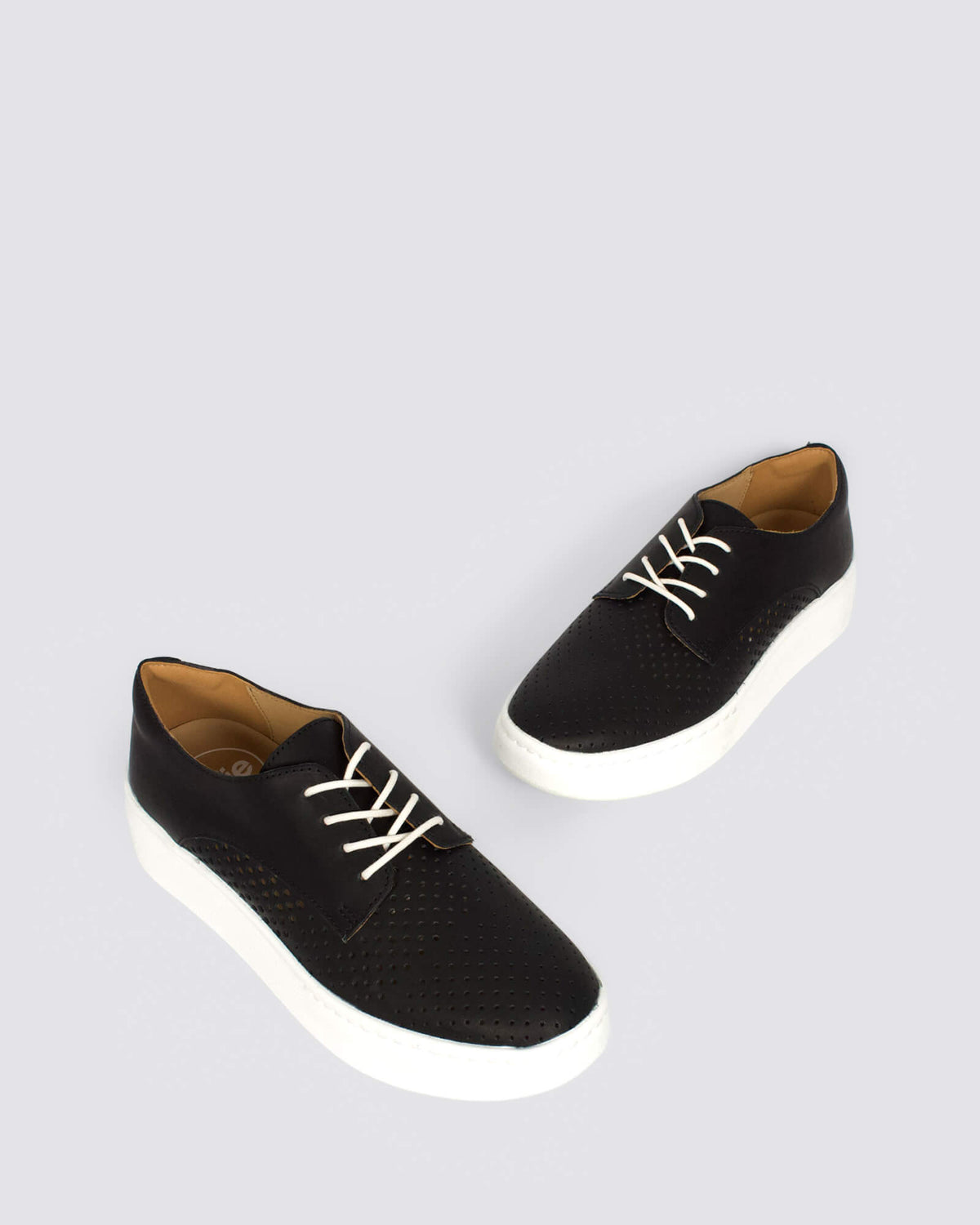 DERBY CITY PUNCH BLACK