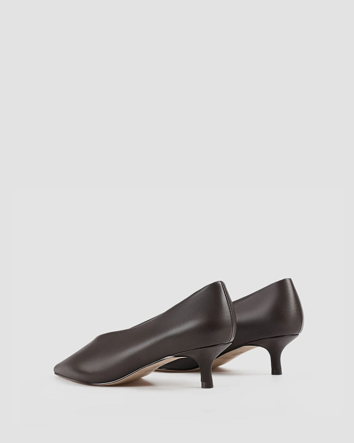FLYNN POINT TOE PUMPS CHOCOLATE BROWN