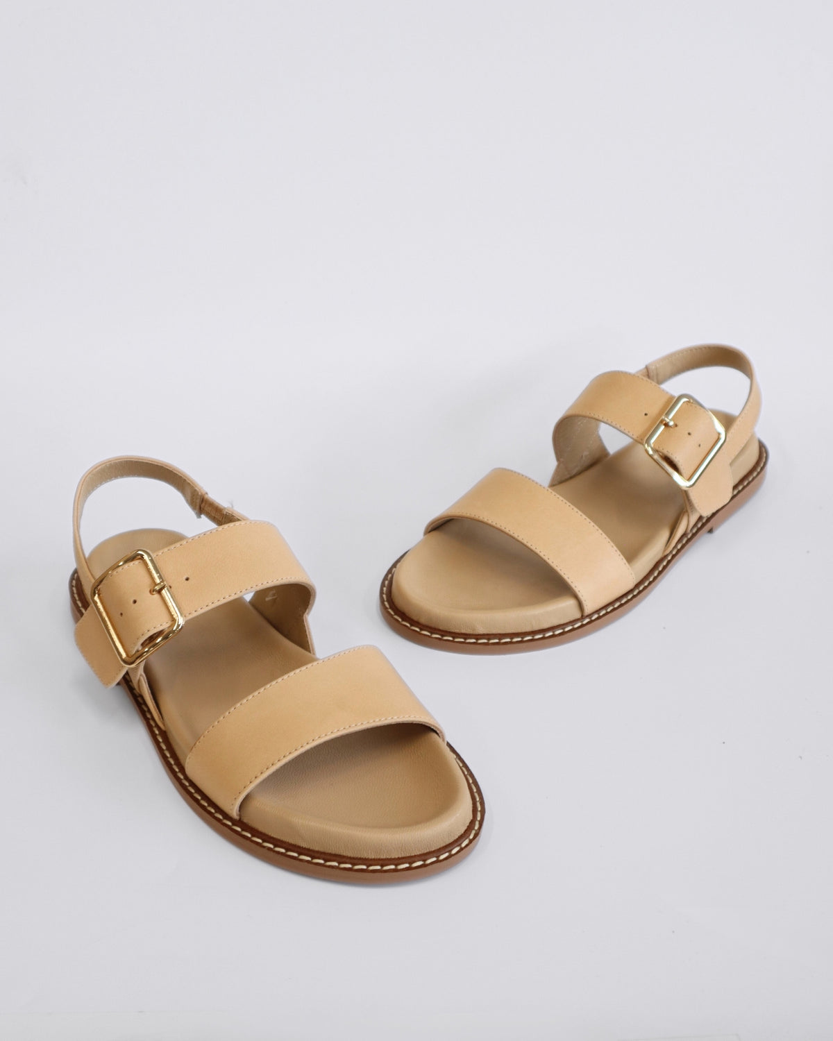 UNDO FLAT SANDALS NUDE