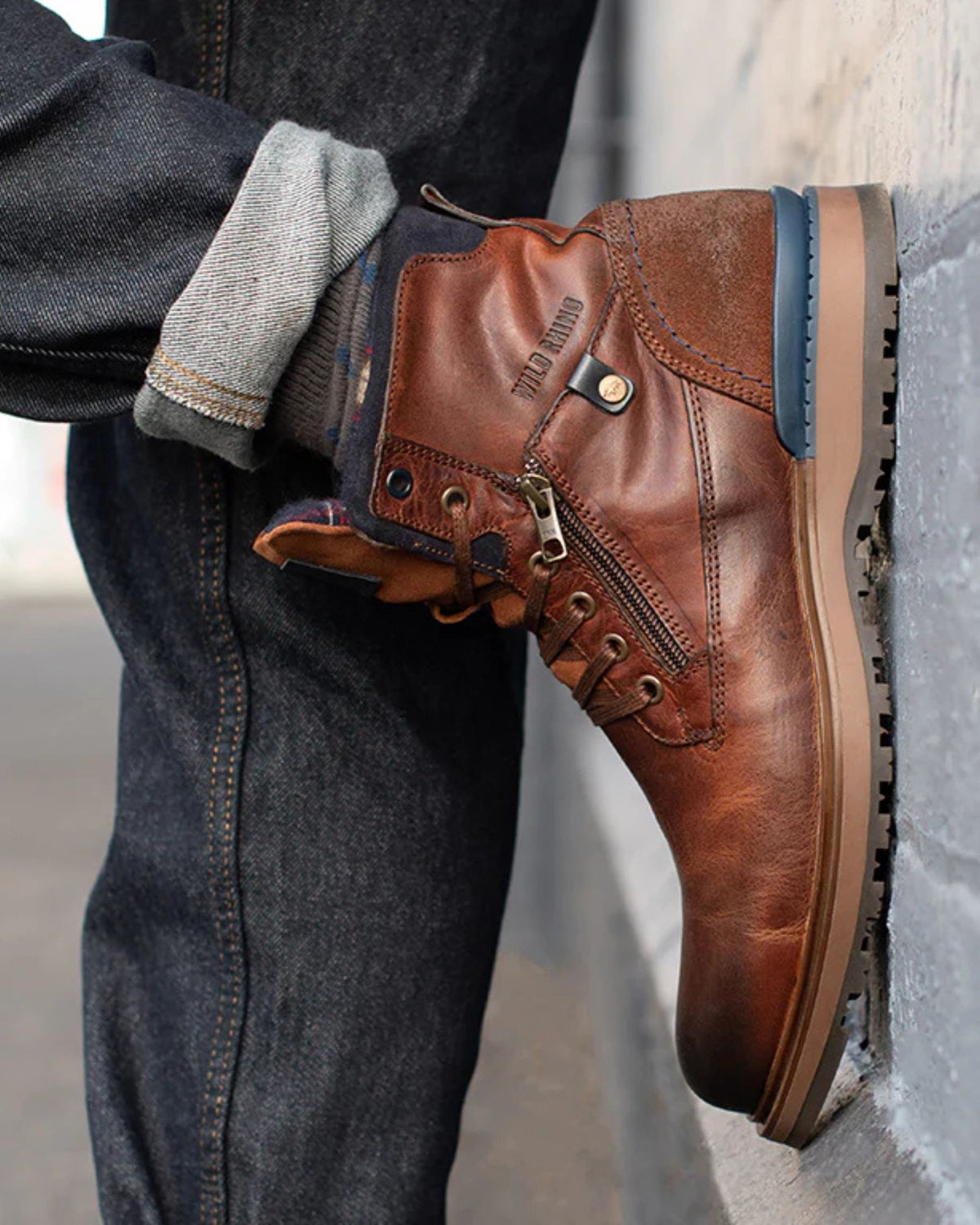 STOUT MENS BOOTS DARK BROWN