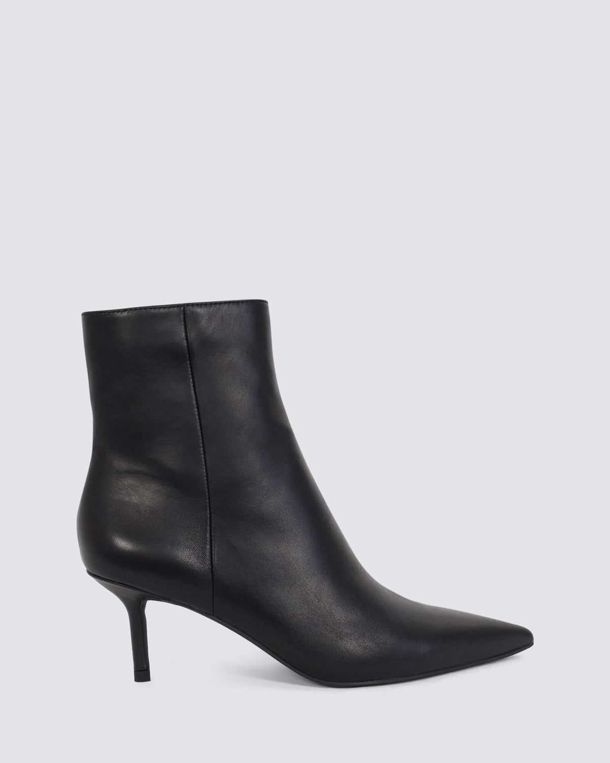 YOSHA ANKLE BOOTS BLACK LEATHER