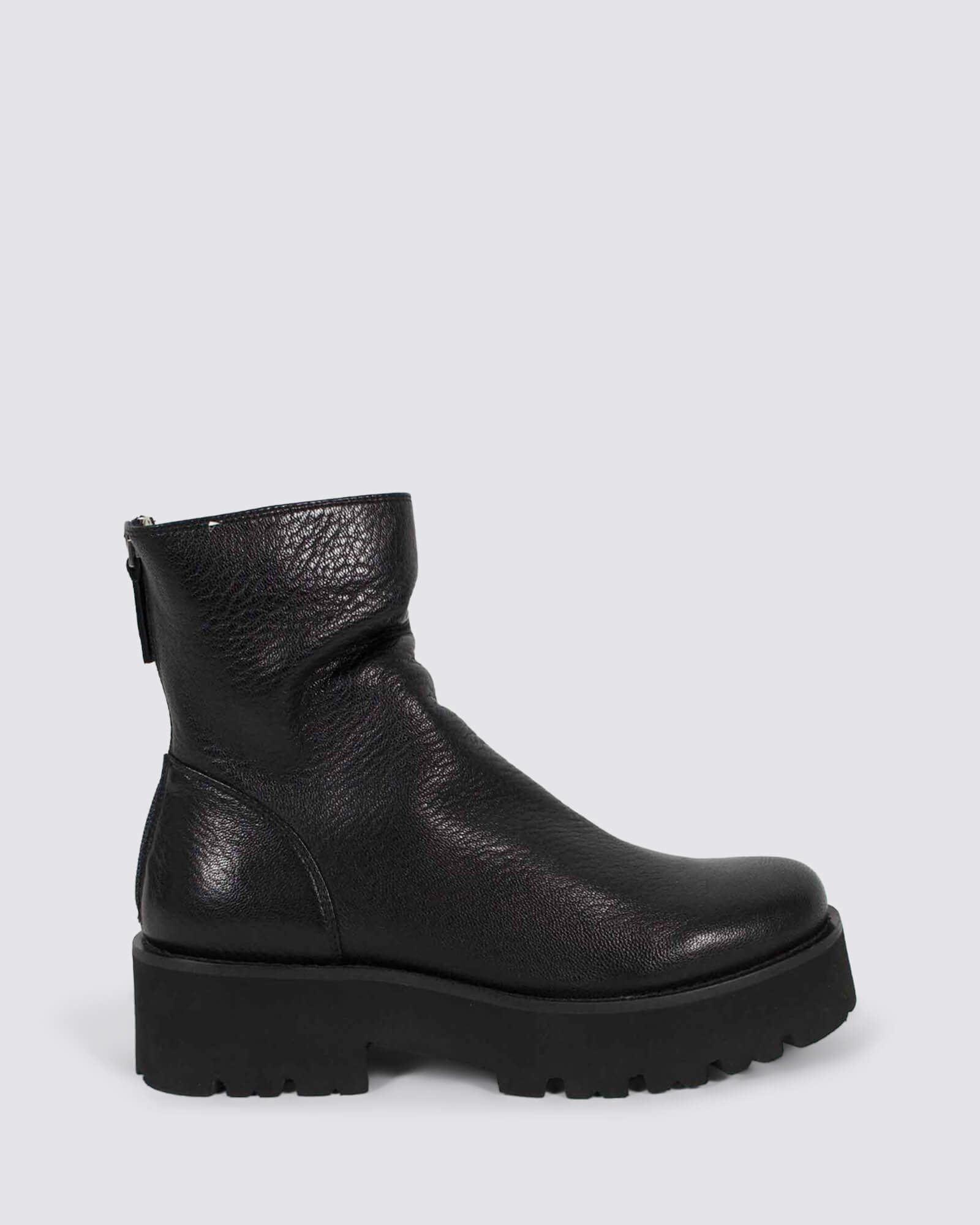 BUSTY ANKLE BOOTS BLACK