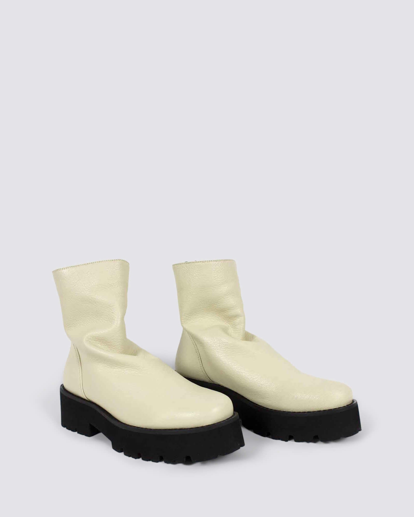 BUSTY ANKLE BOOTS BONE