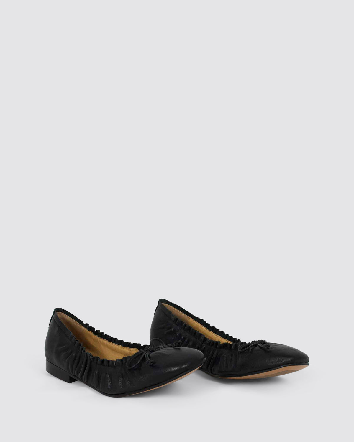 PEPPIES FLATS BLACK LEATHER