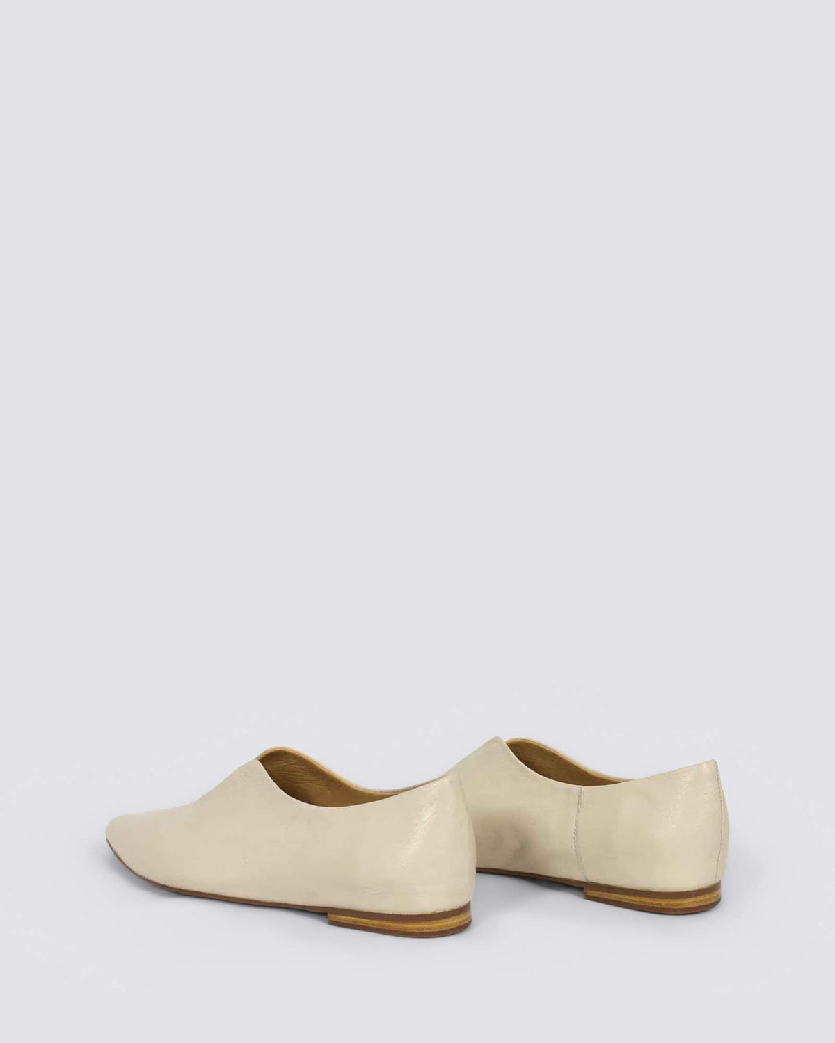 YORLI FLATS MILK LEATHER