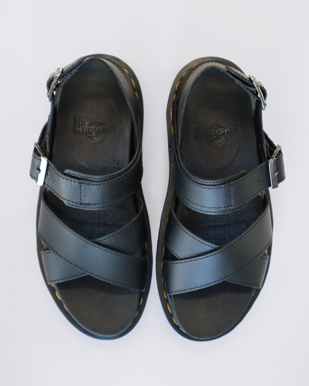 VOSS II CROSS STRAP SANDAL BLACK