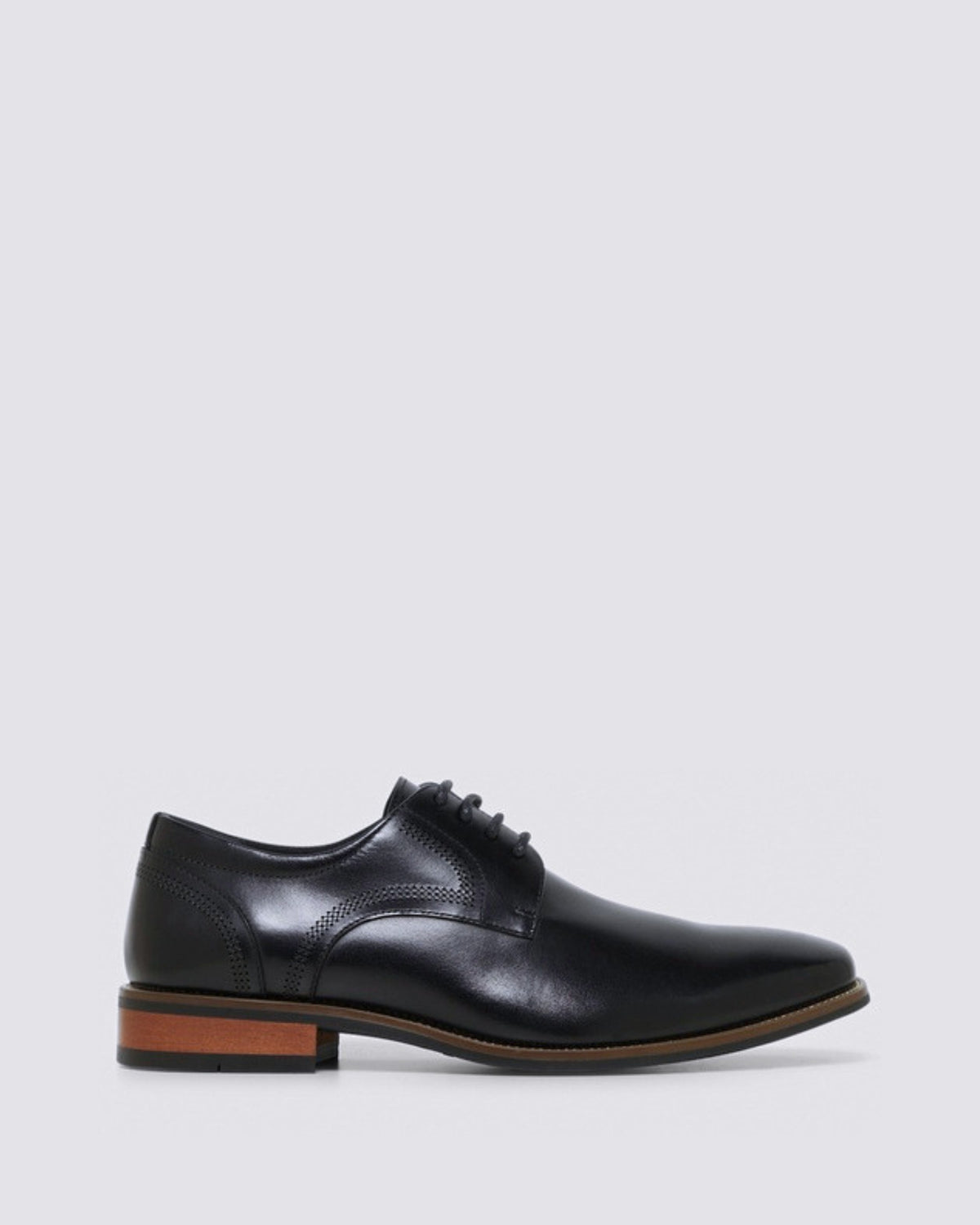 WHALE II MENS DRESS SHOES BLACK