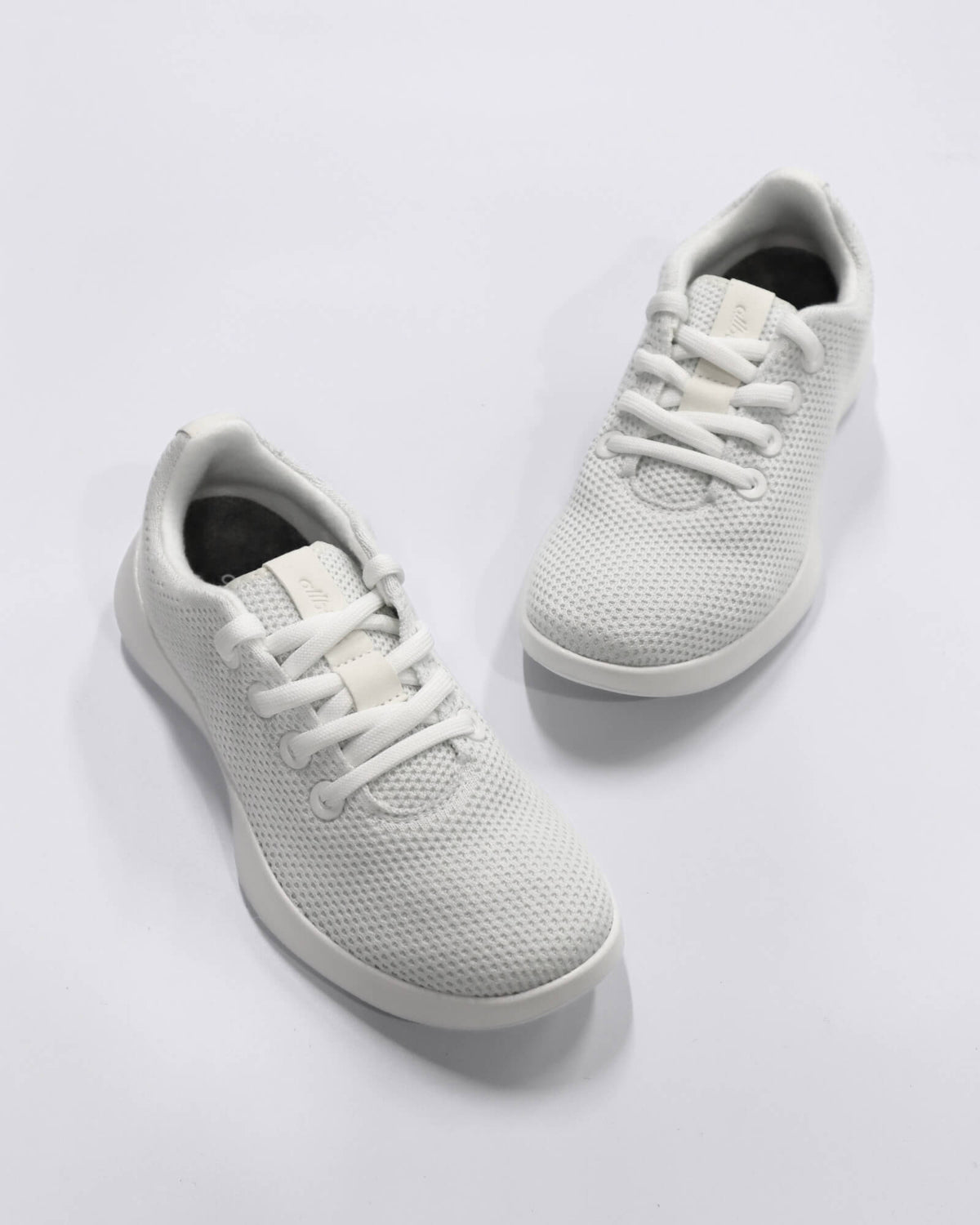 WOMENS TREE RUNNER NZ BLIZZARD/BLIZZARD SOLE