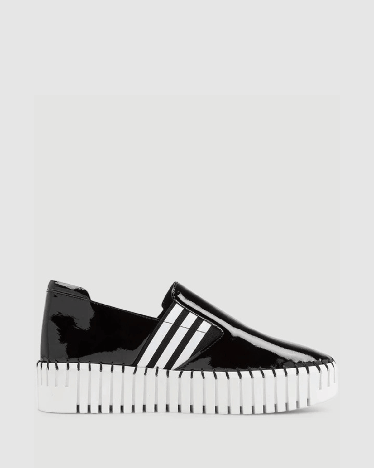 BECCA FLATS BLACK/WHITE PATENT