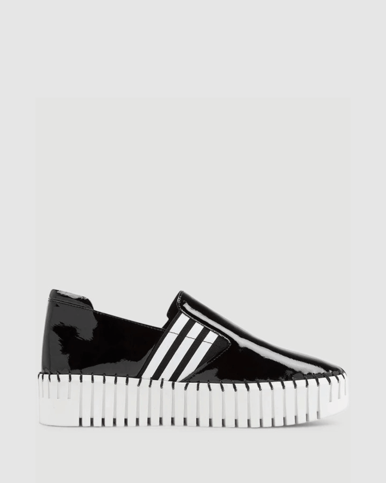 BECCA FLATS BLACK/WHITE PATENT