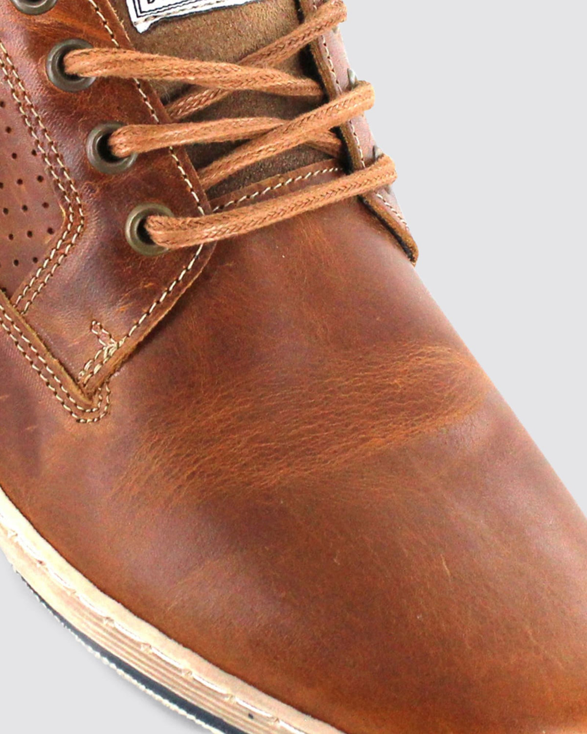 CHARGER SNEAKERS TAN LEATHER