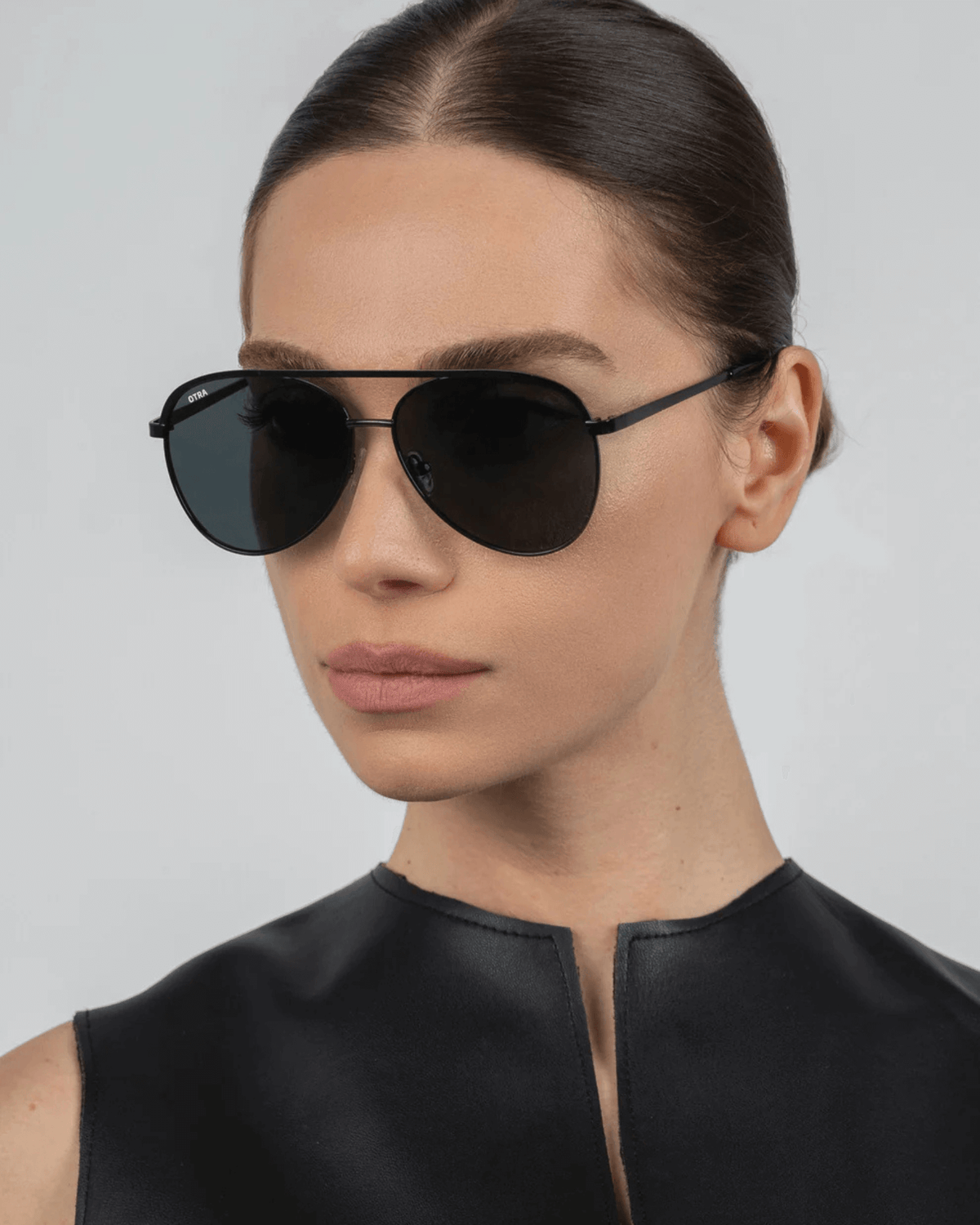 CHARLIE SUNGLASSES BLACK/SMOKE