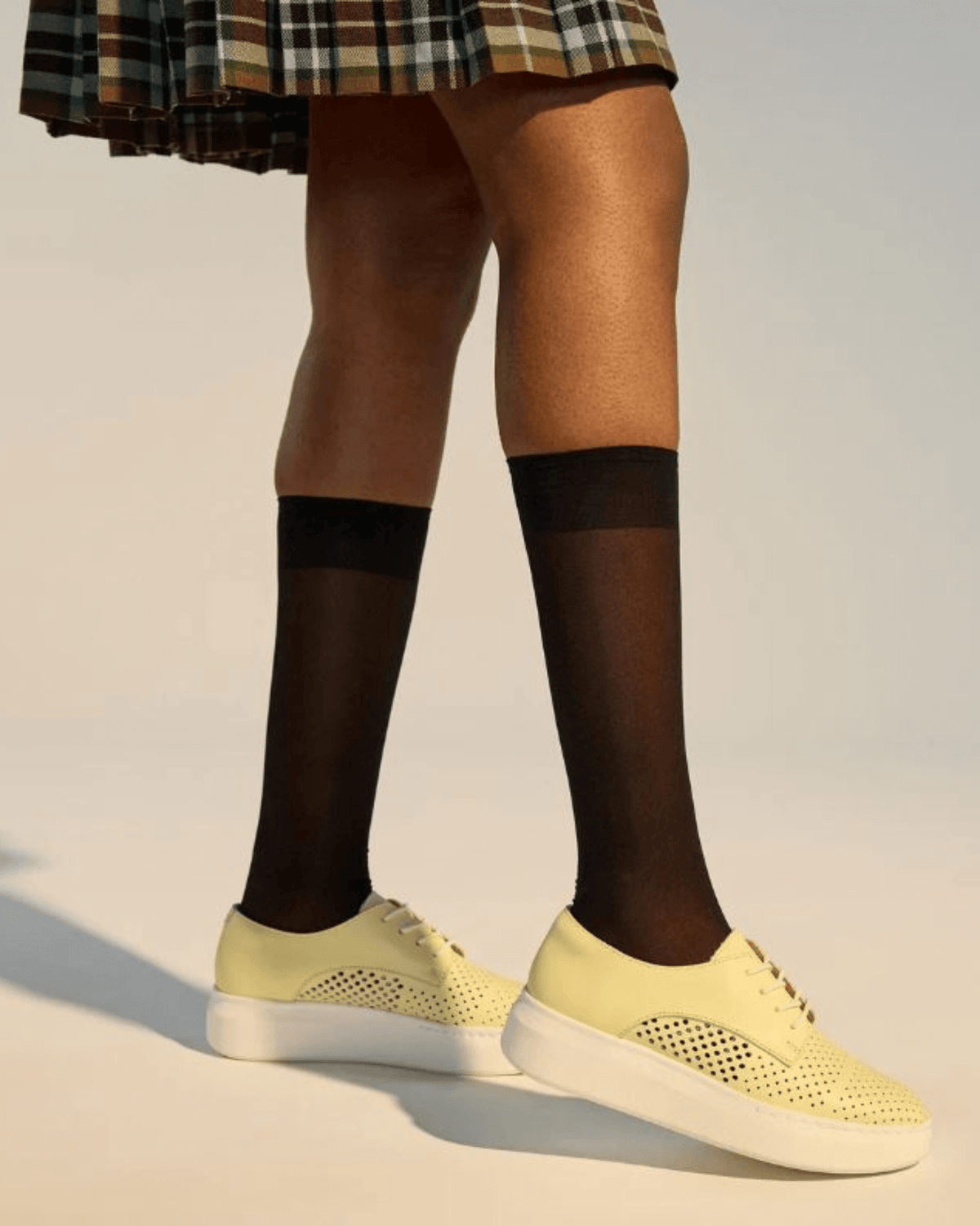 DERBY CITY PUNCH SOFT LEMON